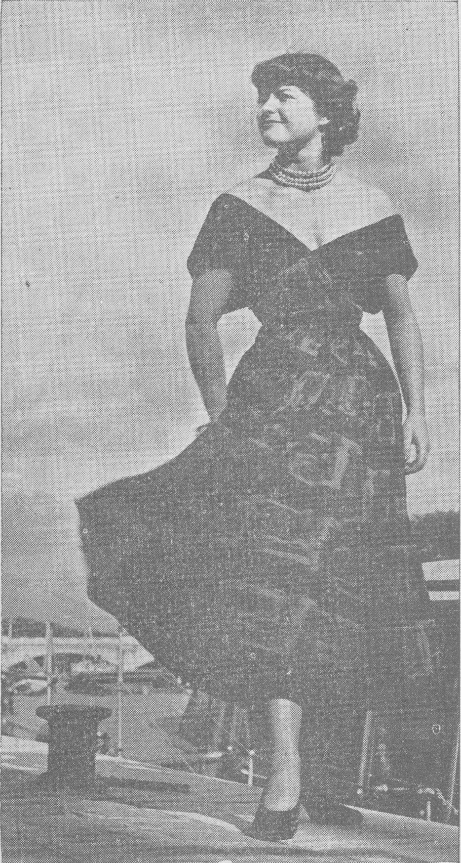 صورة فستان من صنع جاك هايم Jacques Heim