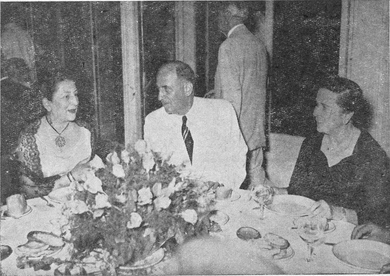 صورة عشاء وزارة الخارجية بالسان جورج