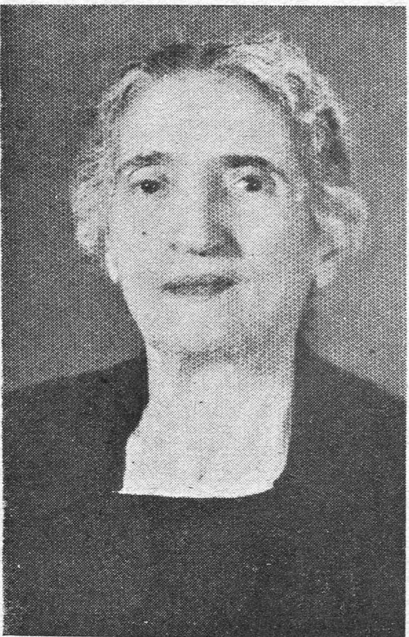 صورة السيدة زاهية سعد
